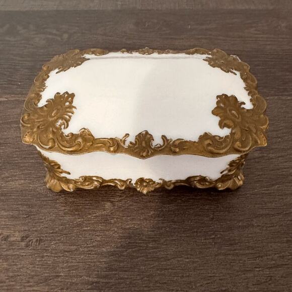 Victorian Milk Glass Trinket Box with Gold Paint Details - Picture 1 of 5